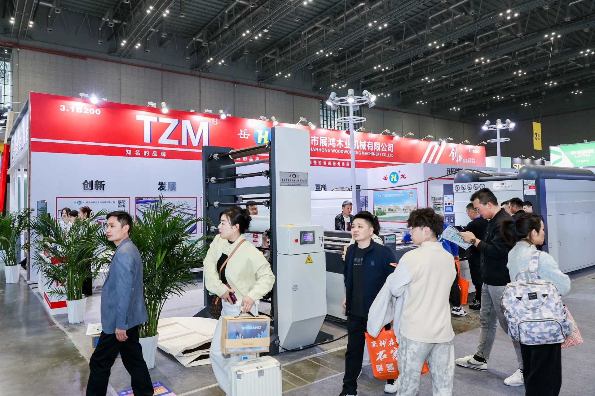 主办发布-2026上海木工机械设备及配件展览会-时间及位置预定